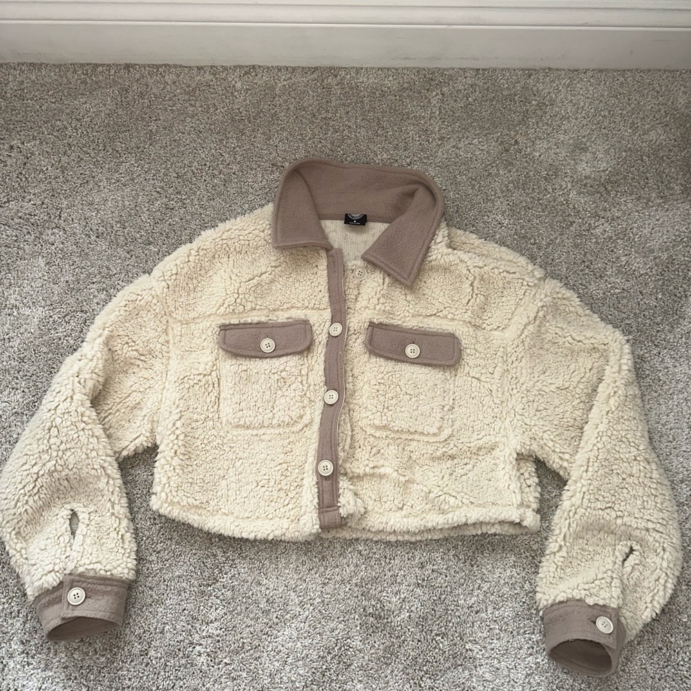 Cropped Pacsun jacket!